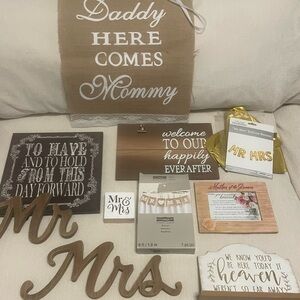 Wedding signs. Mr & Mrs for wedding or bridal shower